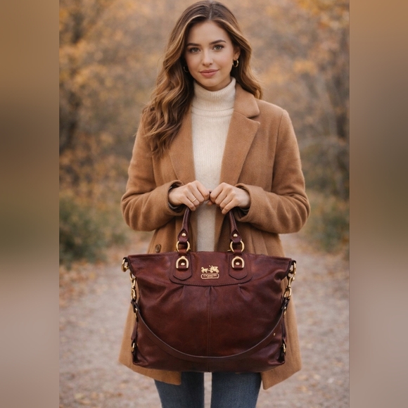 Coach Madison Julianne Brown Leather Shoulder Bag 12935 - Picture 3 of 16